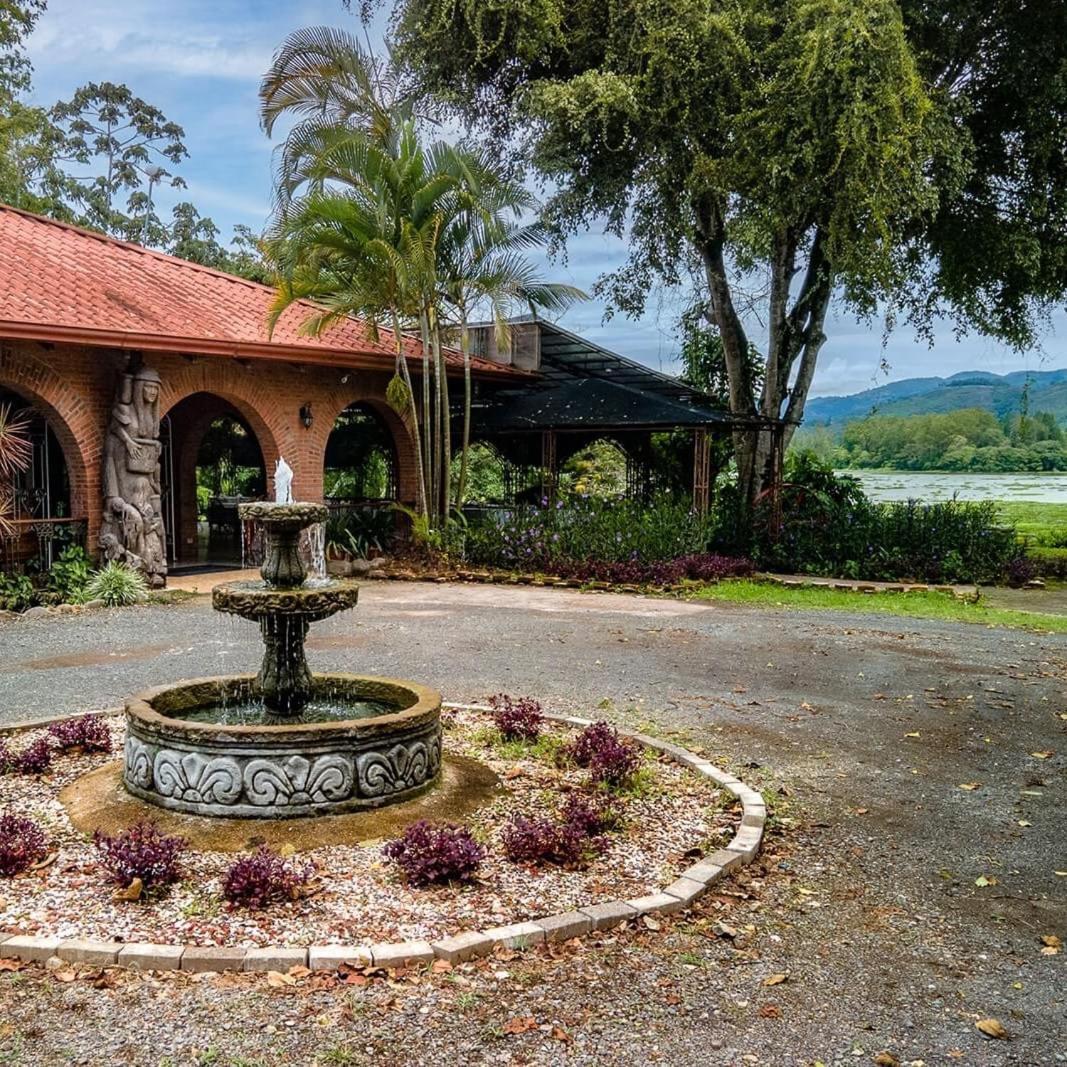 Hotel Boutique Casona Del Cafetal And Lakeside Restaurant Cachí Kültér fotó